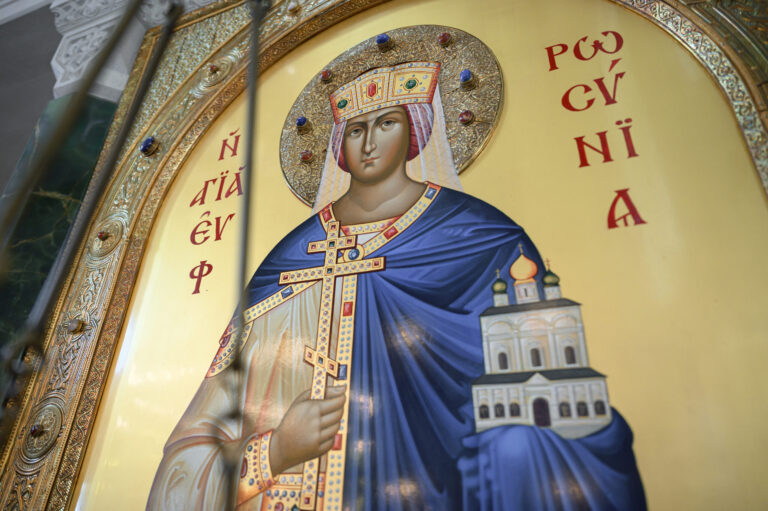 30 мая — память преподобной Евфросинии (в миру — Евдокии), великой княгини Московской